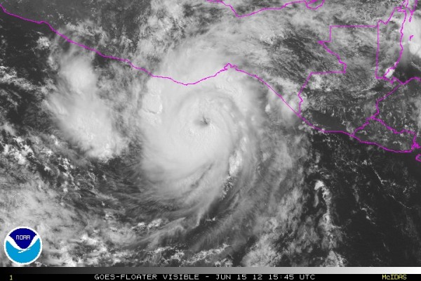 Carlotta now Cat 2 hurricane; on track for Acapulco