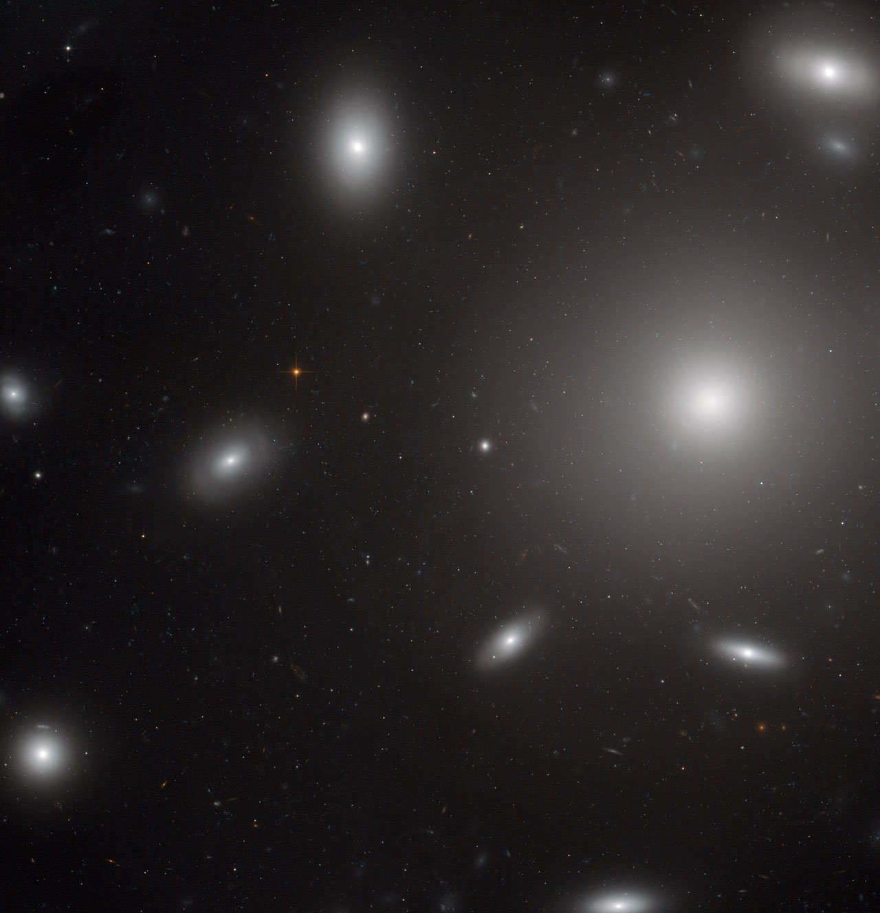 What Are Elliptical Galaxies Find Out On Earthsky Space Earthsky