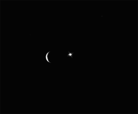 Iapetus-occultation-loop