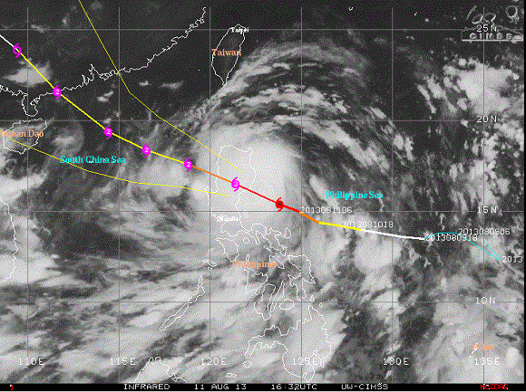 Super Typhoon Utor approaching the Philippines on August 11, 2013. Image Credit: CIMSS