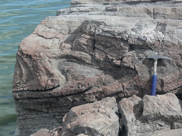Evidence of flowing lava hardened into rock found in Idaho several miles away from the site of an 8 million year old supervolcano eruption at Yellowstone. Credit: Graham Andrews / California State University Bakersfield. 
