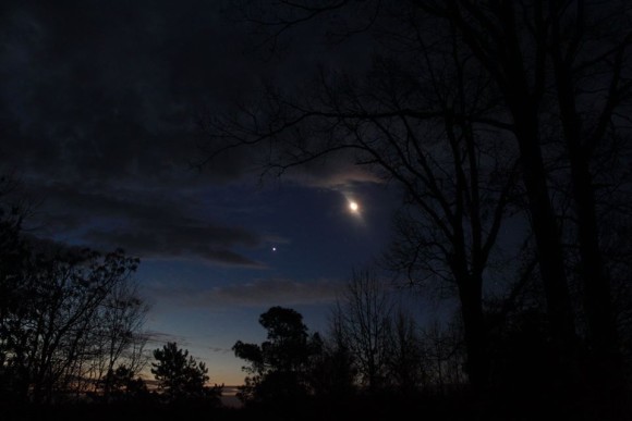 EarthSky Facebook friend Stacy Oliver Bryant captured this beautiful photo of the moon and Venus on Tuesday morning, February 25.  Thank you, Stacy!
