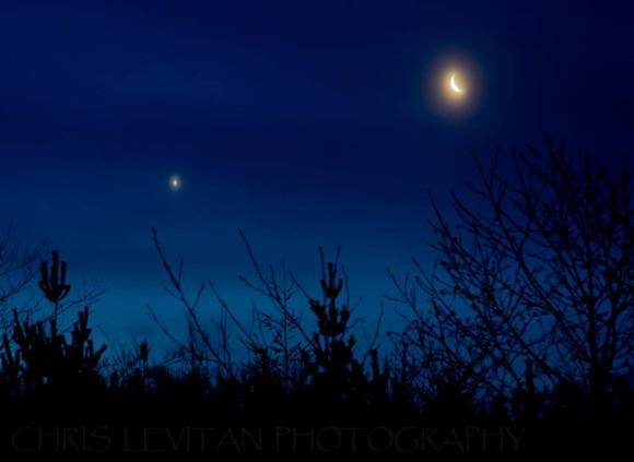 EarthSky Facebook friend Chris Levitan Photography caught Venus and the moon on February 25.  Visit Chris Levitan Photography.