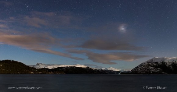 Tommy Eliassen Photography captured this photo of a very bright planet Mars on April 7, 2014, the night before Earth passed between Mars and the sun.  Visit Tommy Eliassen Photography on Facebook.