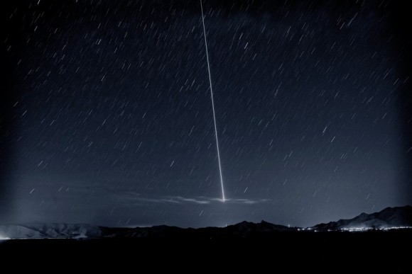 Steve Lacy caught this beautiful fireball the night of the Camelopardalid meteor shower.  Thank you, Steve.