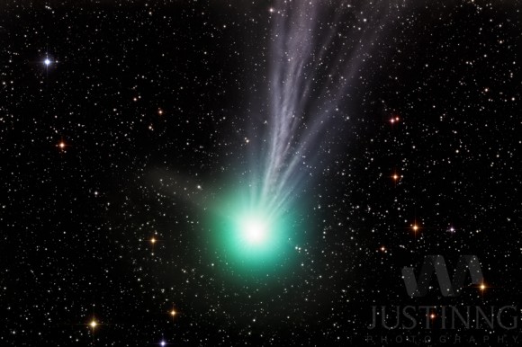 Comet Lovejoy, captured on January 11, showing its dramatic split tails.  Exposure time was 40 minutes.  Photo by Justin Ng of Singapore.