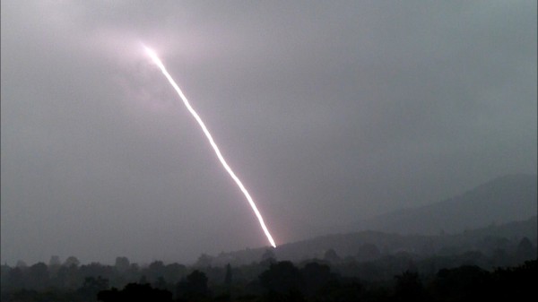 Rare straight lightning over Zimbabwe | Today's Image | EarthSky