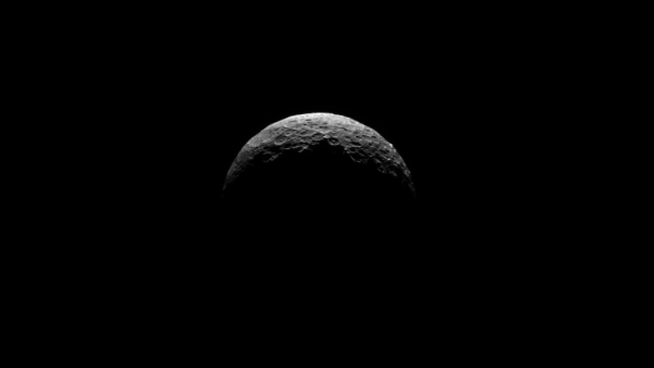 This animation shows the north pole of dwarf planet Ceres as seen by the Dawn spacecraft on April 10, 2015. Dawn was at a distance of 21,000 miles (33,000 kilometers) when its framing camera took these images. Credit: NASA/JPL-Caltech/UCLA/MPS/DLR/IDA