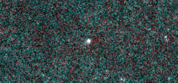 NASA’s NEOWISE mission captured this image of the comet on Jan. 16, 2014 when it was 355 million miles (571 million km) from the sun. - See more at: https://astrobob.areavoices.com/2014/01/29/nasa-considers-precautions-for-upcoming-mars-comet-encounter/#sthash.BgScjNxZ.dpuf