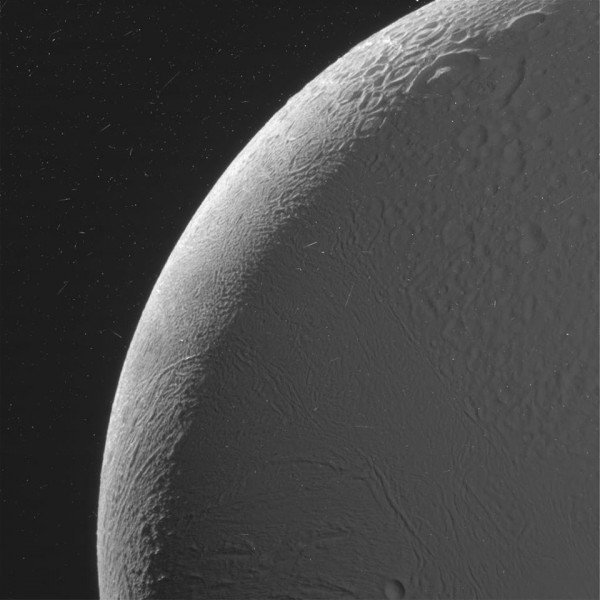 Image via NASA /JPL-Caltech/ESA Cassini spacecraft.
