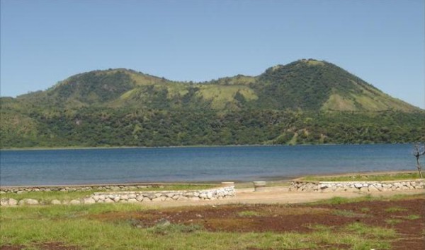 The 300 m high Apoyeque stratovolcano rises to the Northwest beyond the Lago Xiloá maar crater in the foreground.