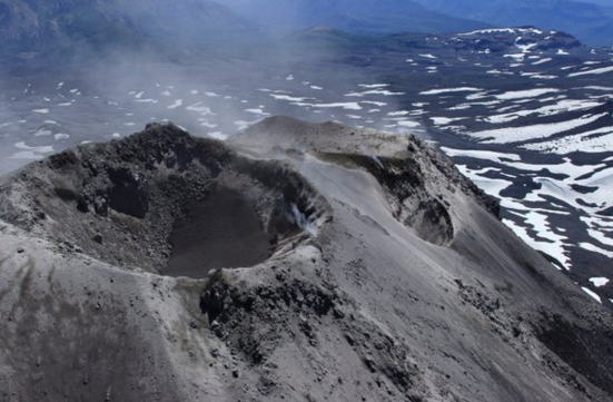New crater near the summit at Chillán. Image credit: SERNAGEOMIN