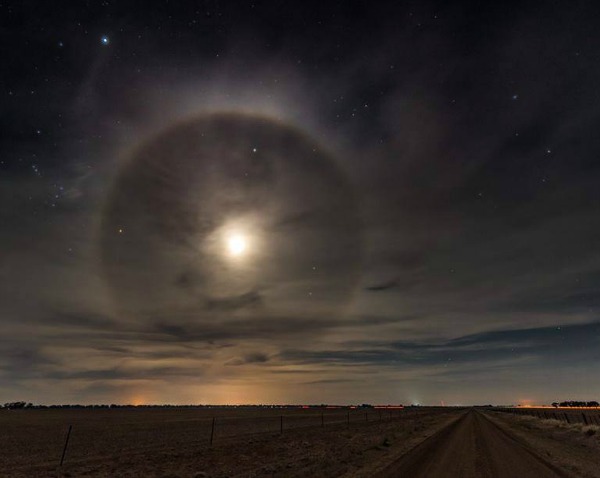 Moon halo with aurora, Today's Image