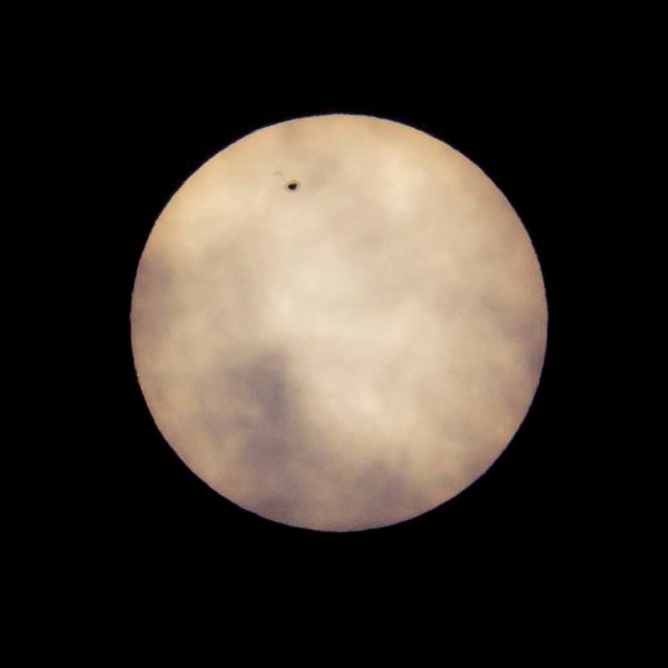 Erin Shaw in Lubbock, Texas caught AR2529 on April 10, 2016.