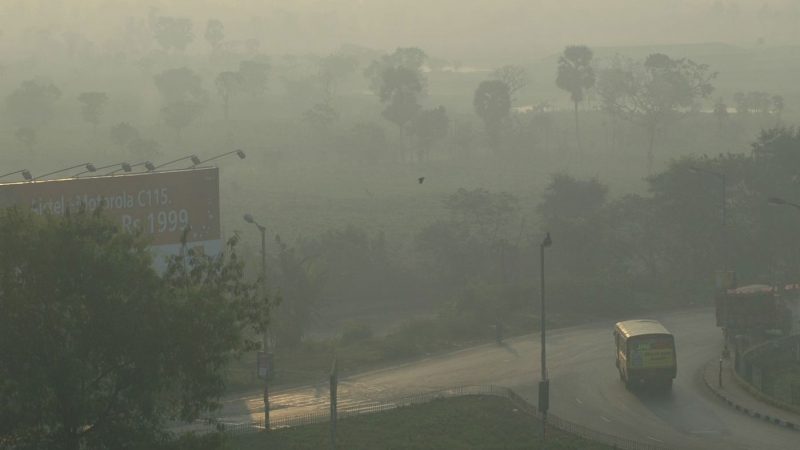 Smoke thunderclouds: Wildfires use the atmosphere to light more