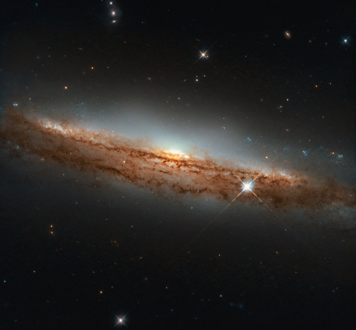 Spiral Galaxy In Profile Today S Image Earthsky