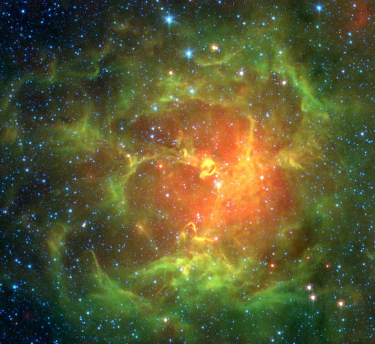 See Messier 20, the Trifid Nebula | Astronomy Essentials | EarthSky