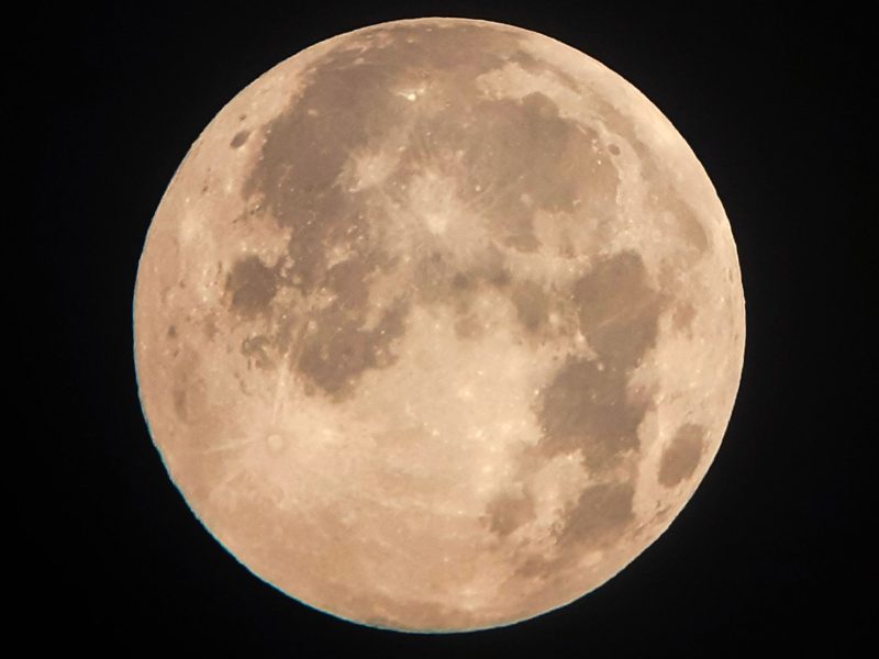 news sciences Photos of the last full moon of the year and decade