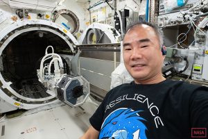 Astronaut Soichi Noguchi sets a new space record
