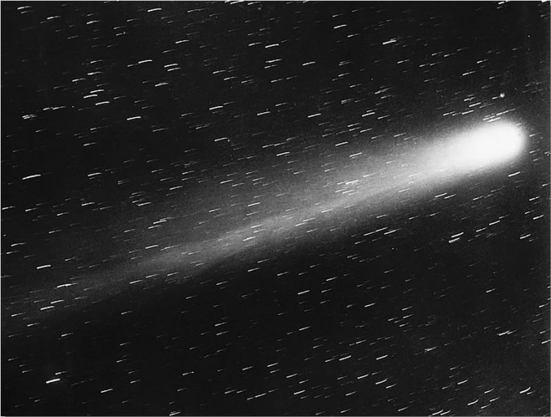 Comets and asteroids: Long streak with bright rounded end on star field.