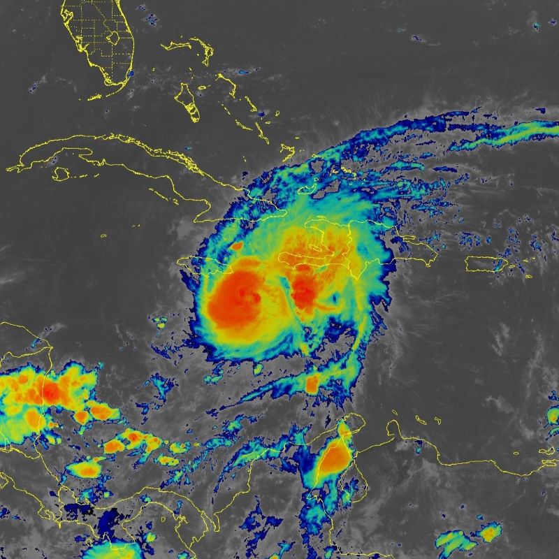 Hurricane Beryl: Radar showing a bright orange region encroaching on Jamaica.