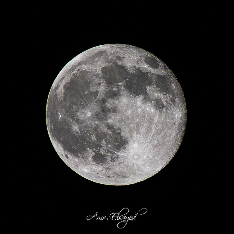 Close-up for the Super Harvest Moon on October 7, 2025.