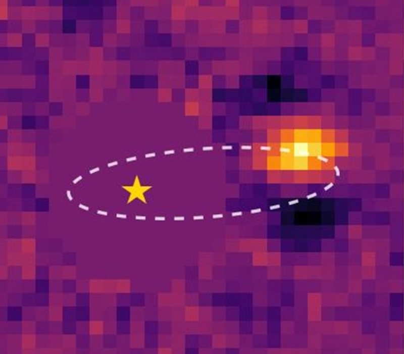 Massive exoplanet: A dashed oval with a yellow-orange spot on it and a star symbol within the other end of the oval.