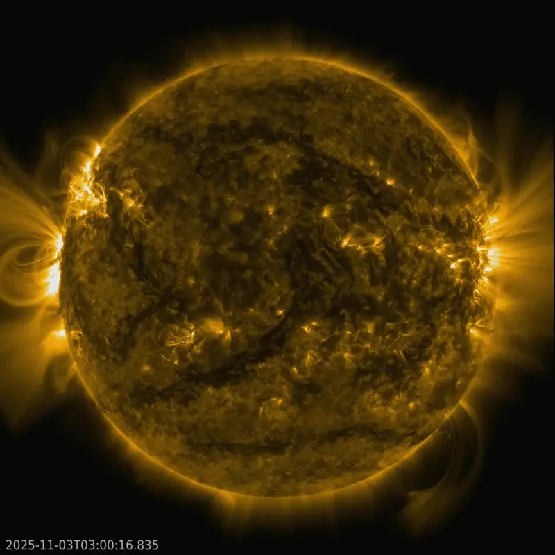Sun news: The sun roars back with a powerful M5 flare!