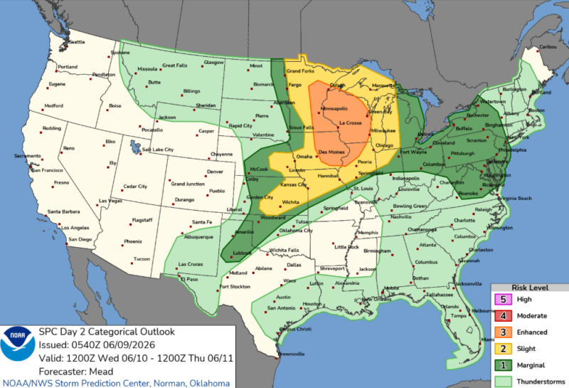 Severe weather: Map of the US with orange and yellow colors in the upper Midwest.