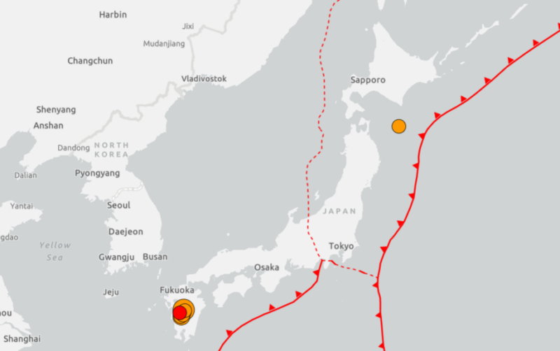 Earthquake in Japan: Map of Japan and surrounding area with red lines for faults and dots for earthquakes.