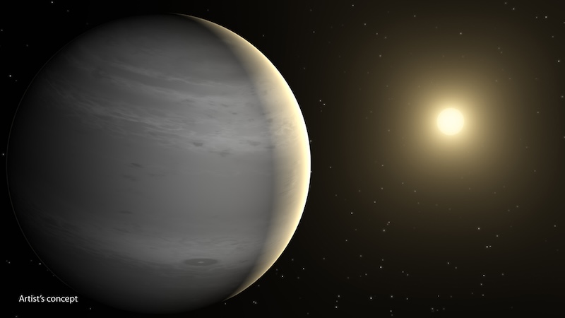 Life in helium atmospheres: Greenish planet with whitish bands in its atmosphere and its sun in the distance.