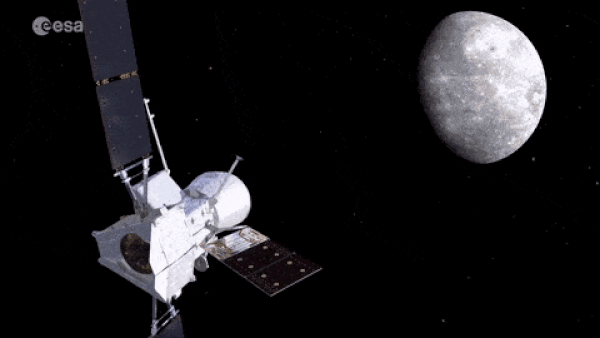Animation of Mercury at right with a spacecraft separating into 2 parts at left, 1 heading toward Mercury.