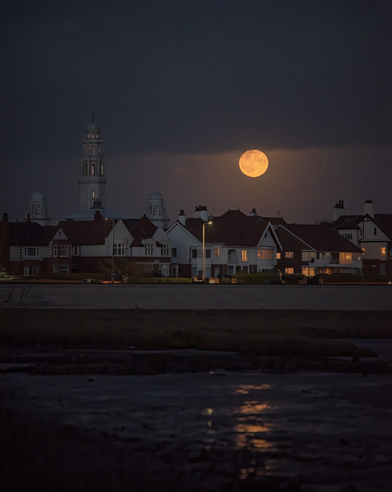 Community photo entitled  by lee mansfield on 10/31/2020 at Fairhaven, Lytham, UK