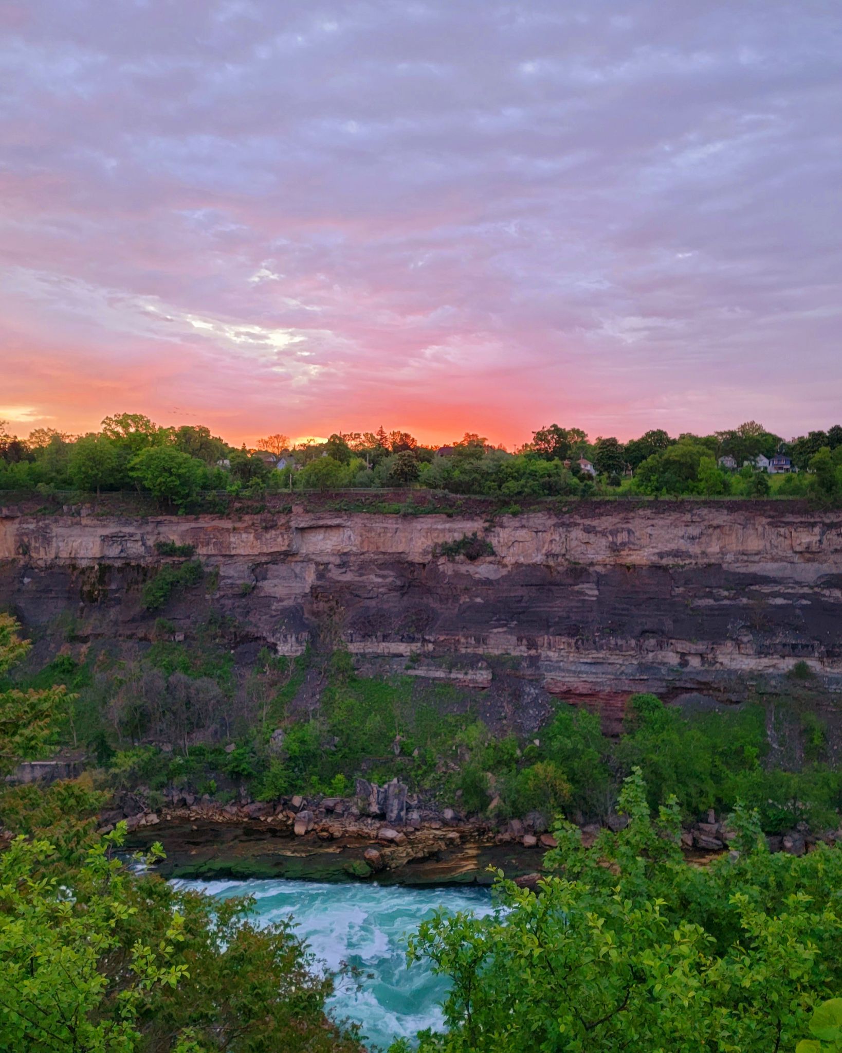 Community photo by Kat Goldwarg | Niagara Falls, ON, Canada.