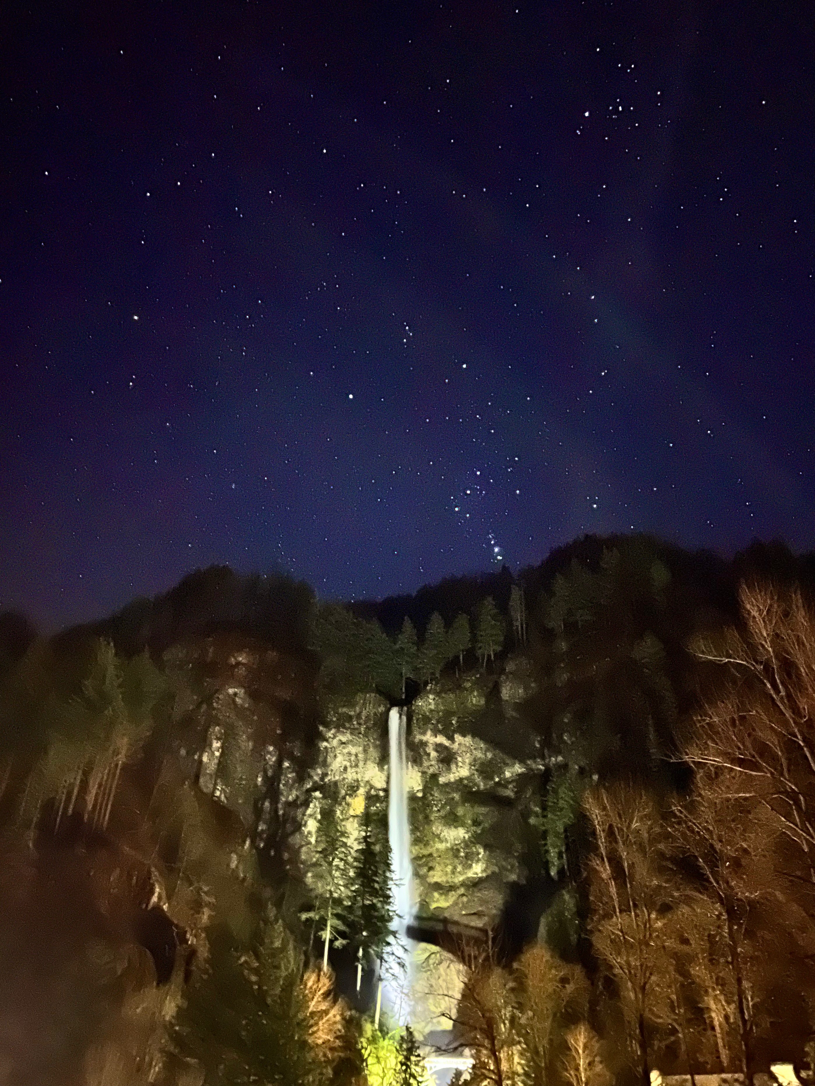 Community photo by Joe Cantrell | Multnomah Falls, Columbia Gorge, Oregon