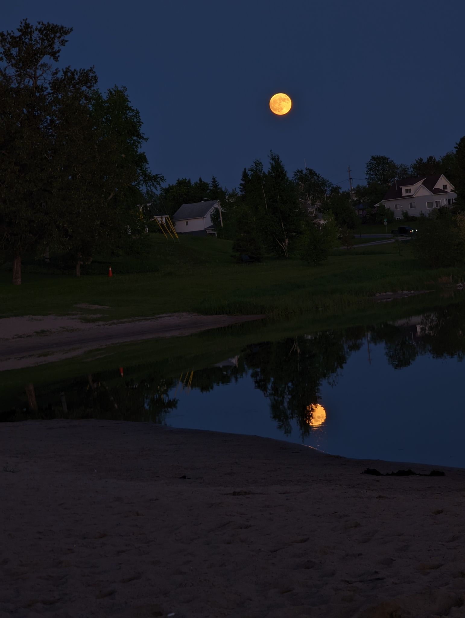 Community photo by Paige Windsor | Ontario Canada