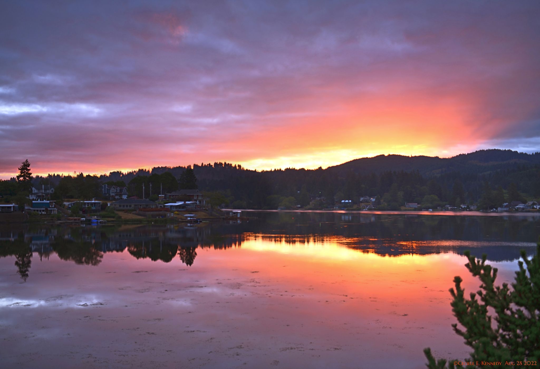 Community photo entitled  by Cecille Kennedy on 08/28/2022 at Devils Lake, Lincooln City Oregon USA